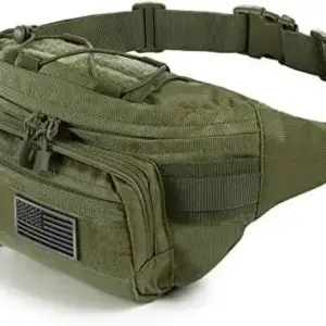 Olivgrüne taktische Bauchtasche mit mehreren Fächern und Gurt auf weißem Hintergrund