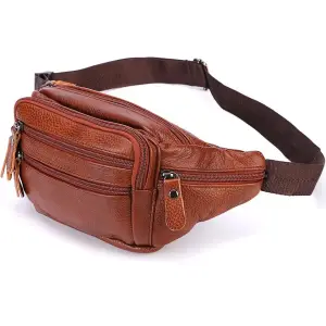 Braune Bauchtasche aus genarbtem Leder mit mehreren Reißverschlussfächern und dunklem Gurt