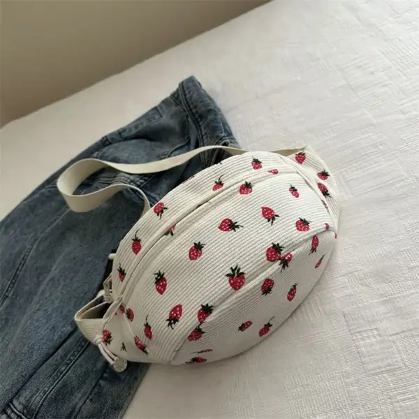Bauchtasche Cord Rosa mit Erdbeer-Muster und Reißverschluss