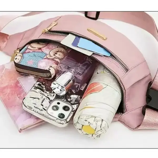 Bauchtasche schlicht mit Doppel-Reißverschluss und Zierplakette – Bild 2