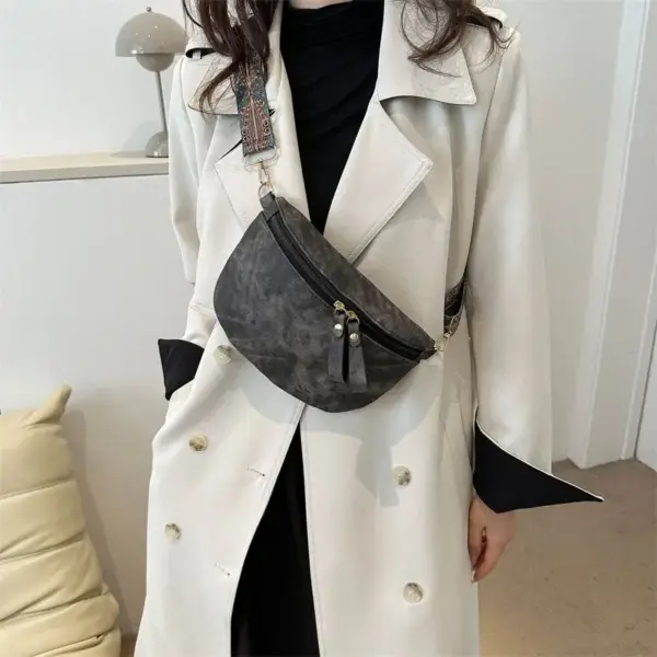 Bauchtasche Damen im Vintage-Look mit Ethno-Muster-Gurt – Bild 5